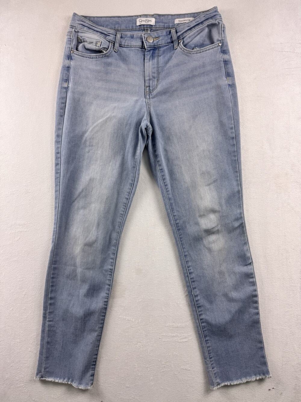 Jessica Simpson Relaxed Skinny Crop Jeans Women’s 6/28 Light Wash Raw Frayed Hem